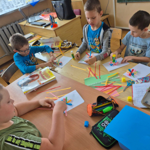 Skupienie i precyzja – każdy płatek to dobre słowo skierowane do nauczyciela.
