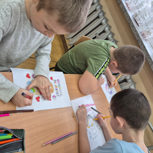 Zaangażowanie przy tworzeniu prac plastycznych