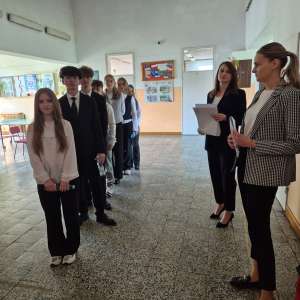 Przygotowania do rozpoczęcia egzaminu ósmoklasisty.